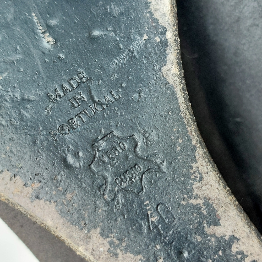 Surface to Air anthracite suede Alley Ankle wedge booties, EU40, GUC - Picture 10 of 14